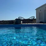 Vento Retreat *